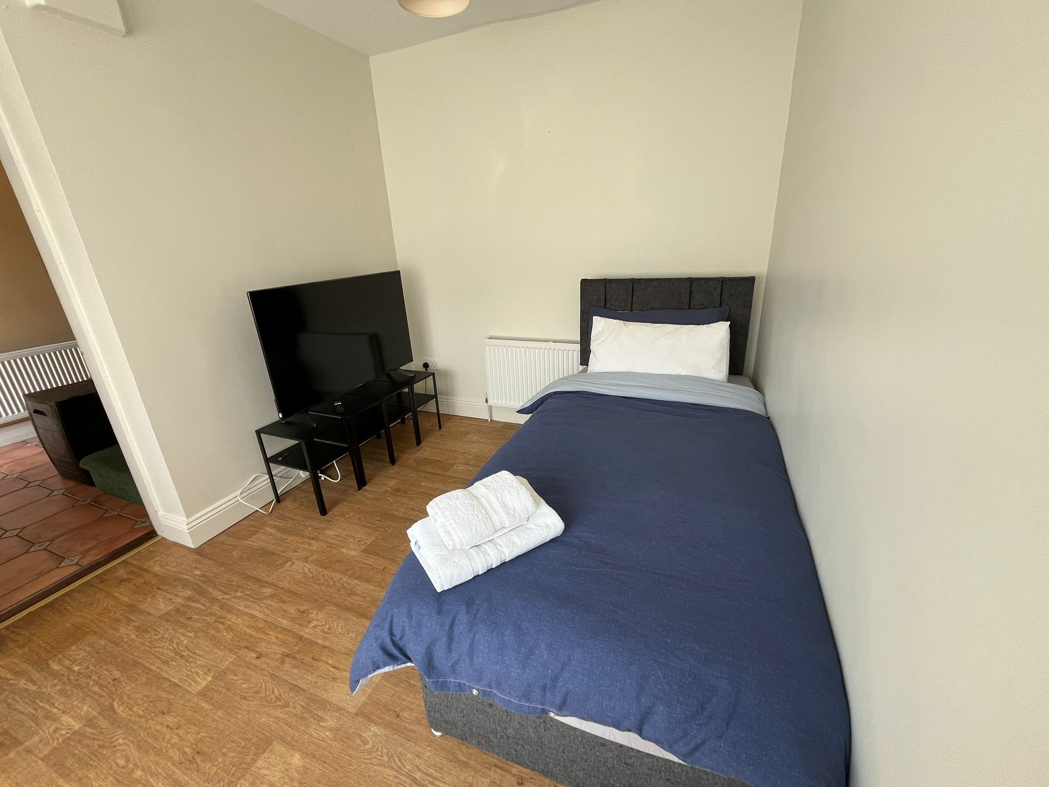 Bedroom F