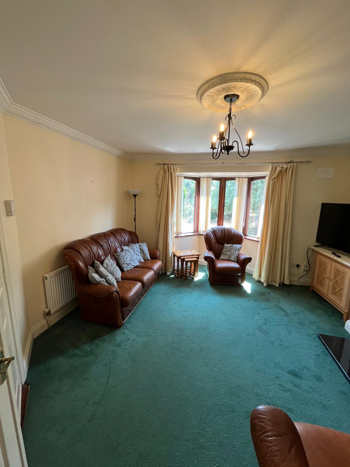 6 Bed House Ardkeen Village